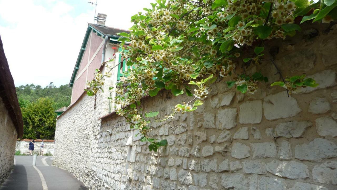 Maison D'Hotes Les Coquelicots Ζιβερνί Εξωτερικό φωτογραφία